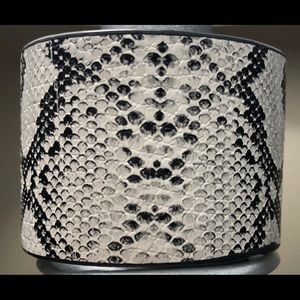 COPY - 🖤🤍Fun Faux Snakeskin Cuff